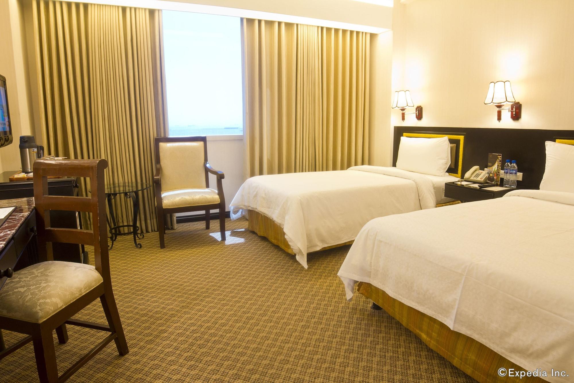 Bayview Park Hotel